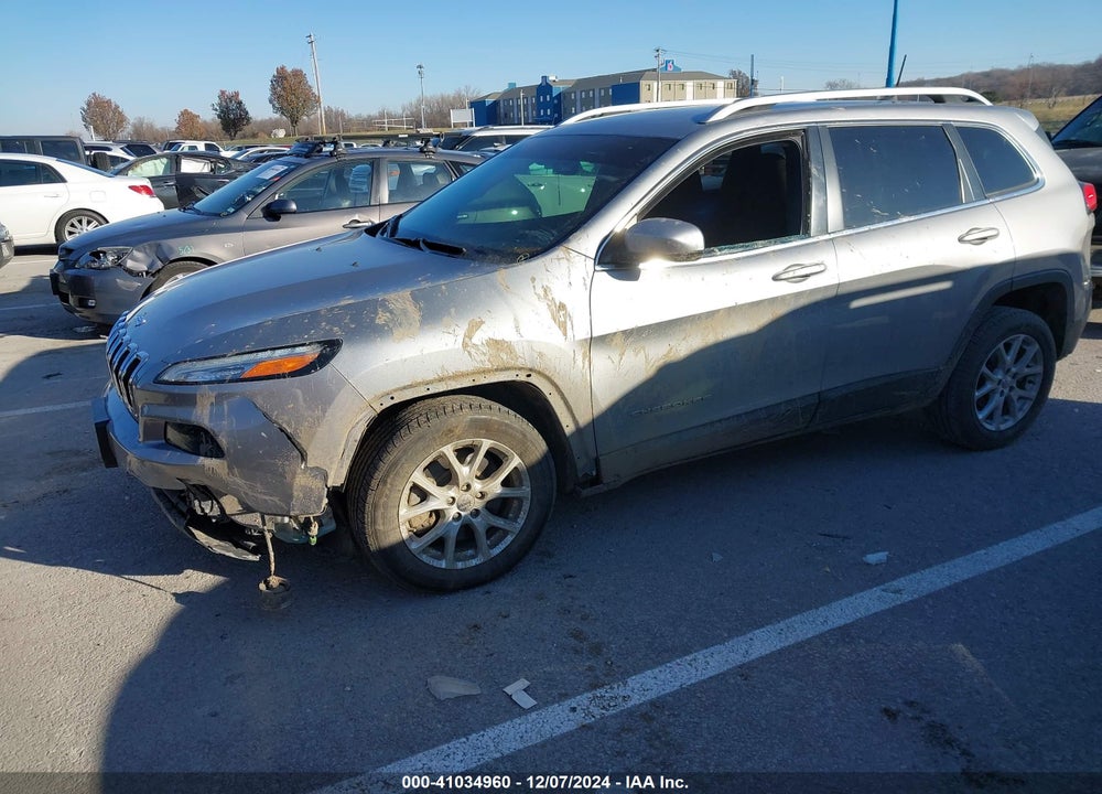 2016 JEEP CHEROKEE LATITUDE VIN: 1C4PJLCB5GW319752