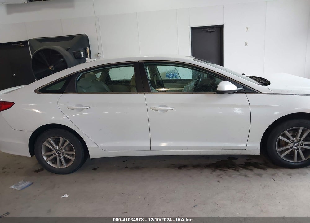 2016 HYUNDAI SONATA SE VIN: 5NPE24AFXGH293008