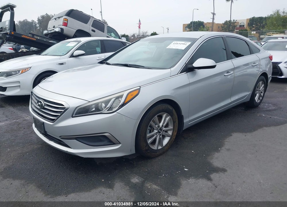 2016 HYUNDAI SONATA SE VIN: 5NPE24AF9GH388854