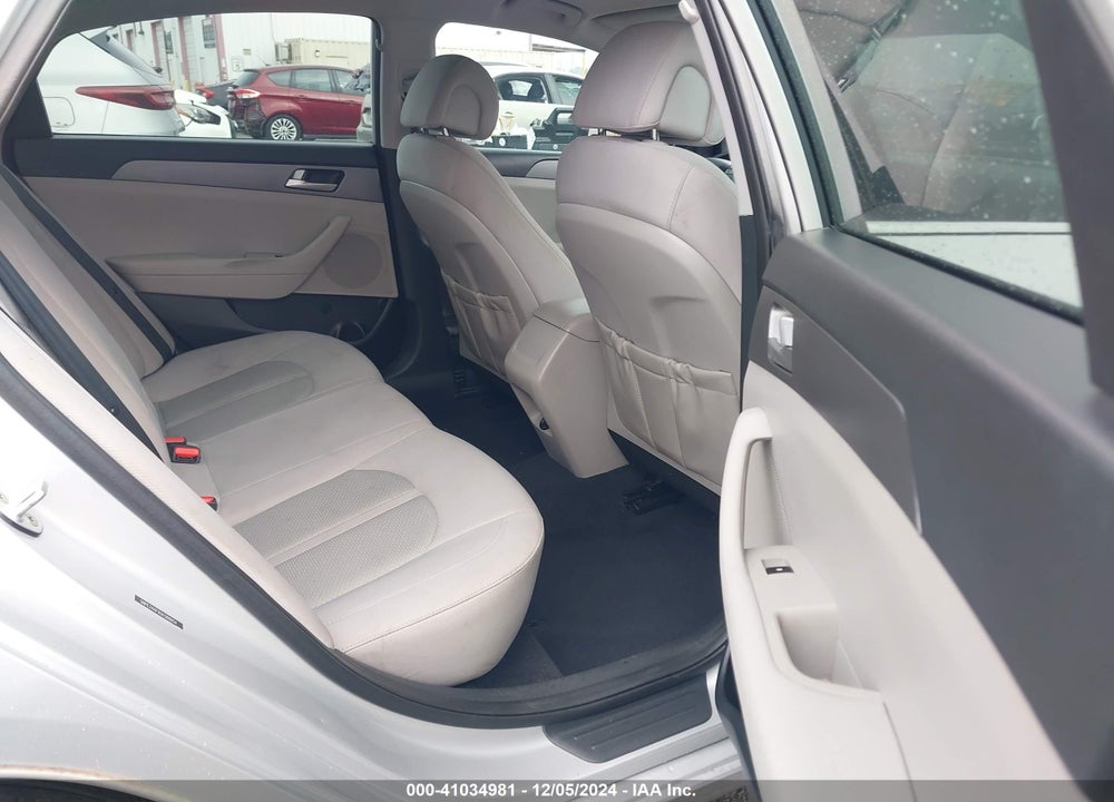 2016 HYUNDAI SONATA SE VIN: 5NPE24AF9GH388854