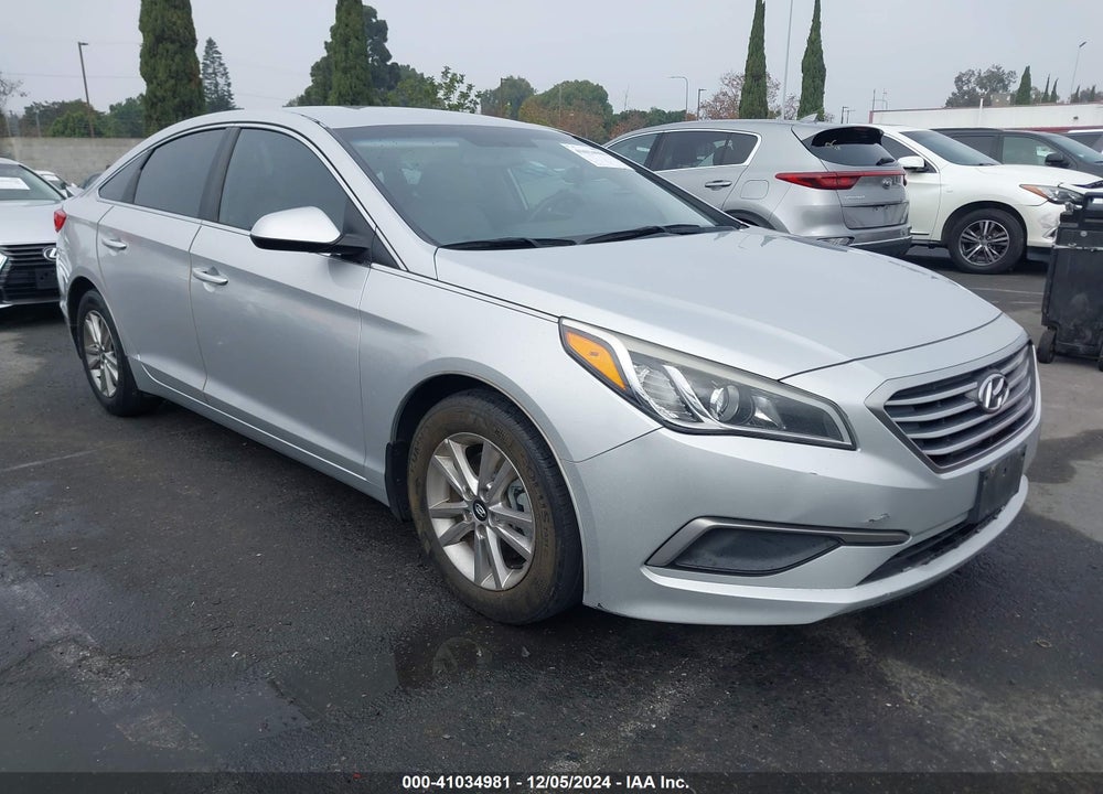 2016 HYUNDAI SONATA SE VIN: 5NPE24AF9GH388854