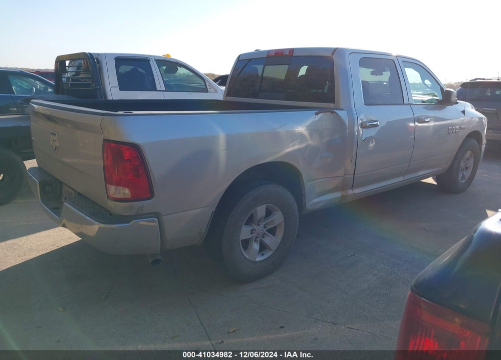 2017 RAM 1500 SLT 4X2 6'4 BOX VIN: 1C6RR6TT9HS661832