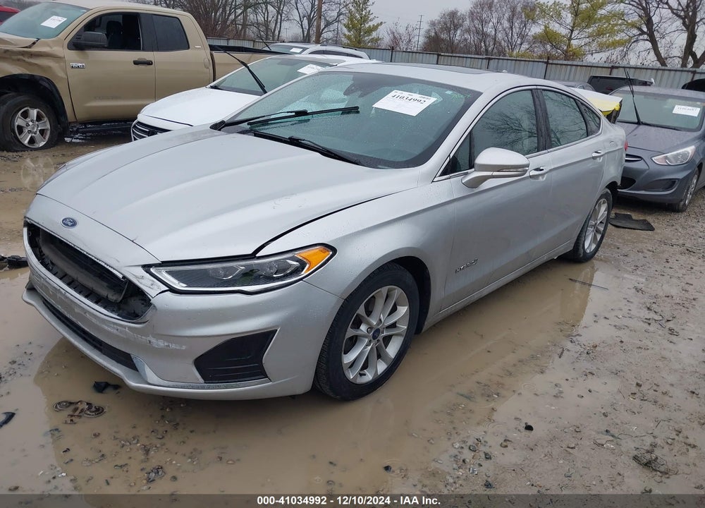 2019 FORD FUSION HYBRID SEL VIN: 3FA6P0MU1KR256109