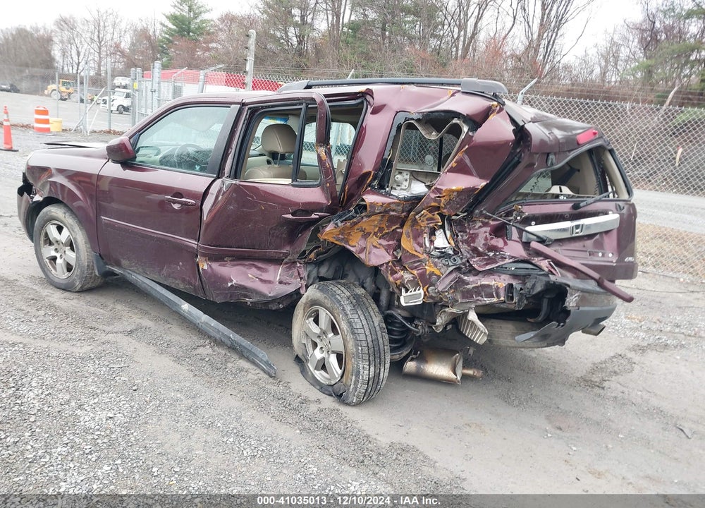 2011 HONDA PILOT EX-L VIN: 5FNYF4H55BB087780