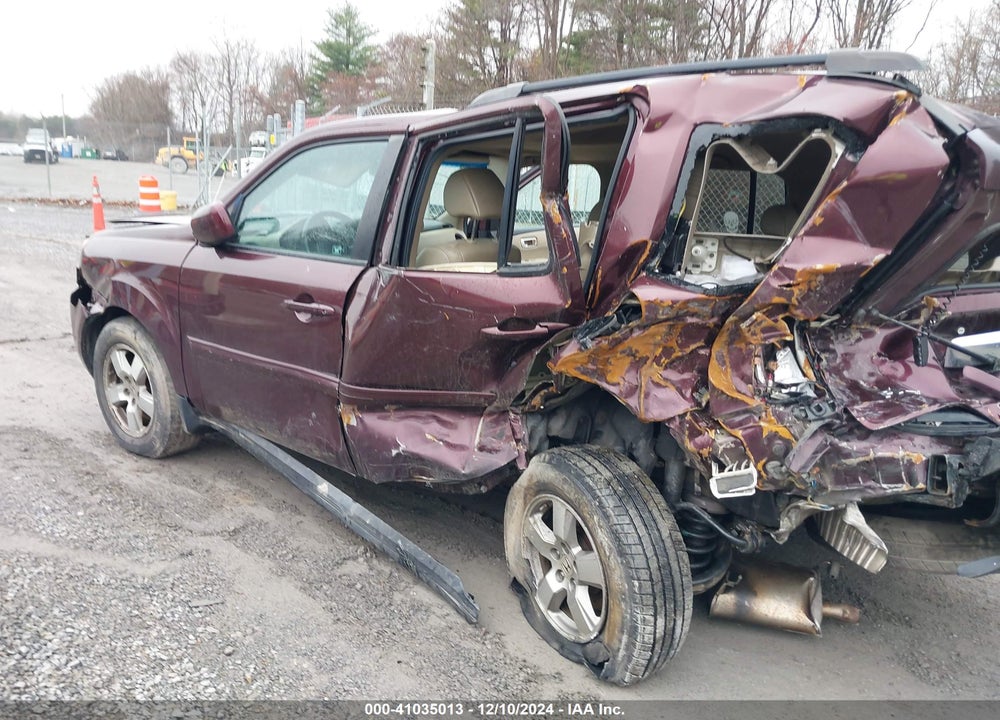 2011 HONDA PILOT EX-L VIN: 5FNYF4H55BB087780