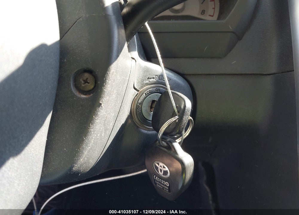 2005 SCION TC VIN: JTKDE177750005613