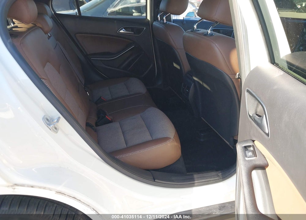 2015 MERCEDES-BENZ GLA 250 VIN: WDCTG4GB0FJ037604