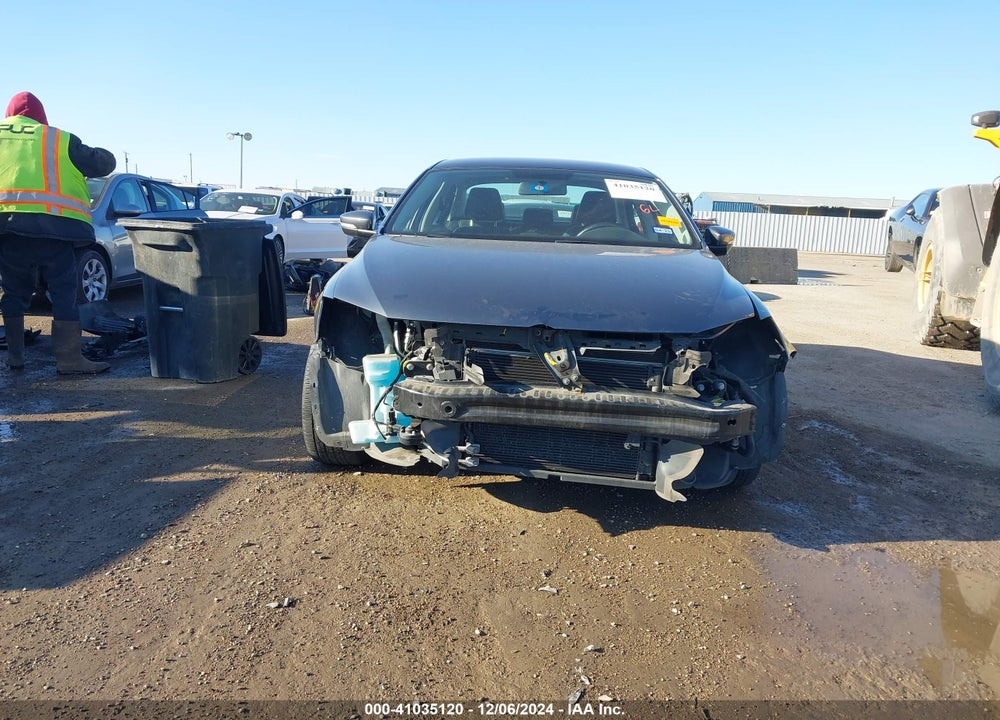 2014 VOLKSWAGEN JETTA 1.8T SE VIN: 3VWD17AJ0EM420311