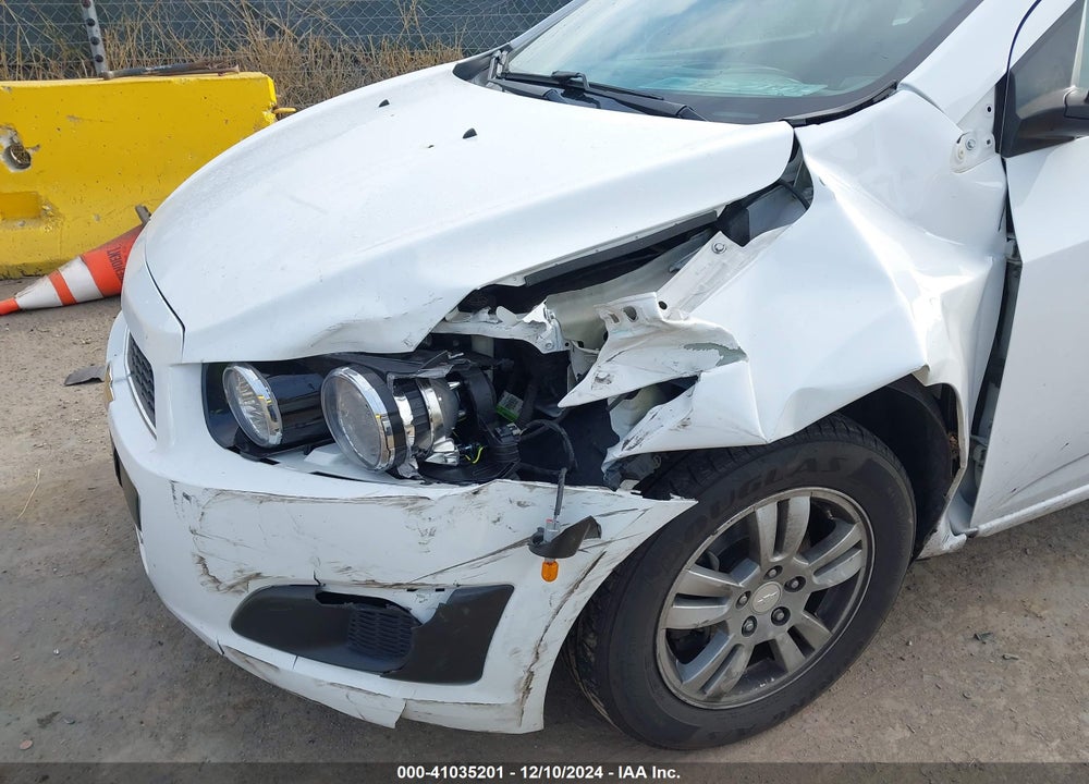 2015 CHEVROLET SONIC VIN: 1G1JC6SH5F4173881