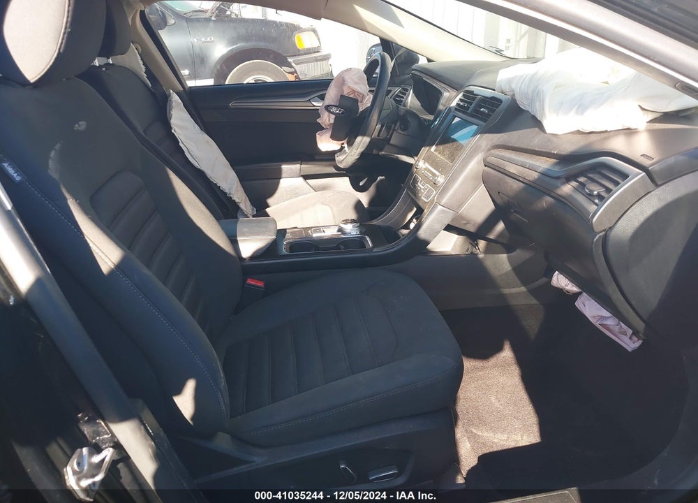 2017 FORD FUSION SE VIN: 3FA6P0HD3HR299465