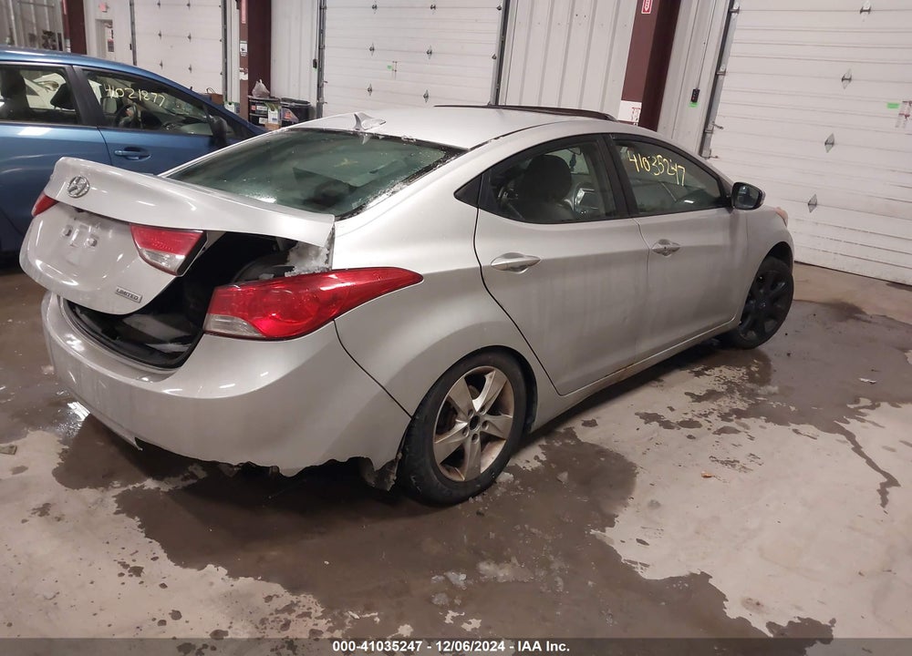 2013 HYUNDAI ELANTRA LIMITED VIN: KMHDH4AE7DU992711