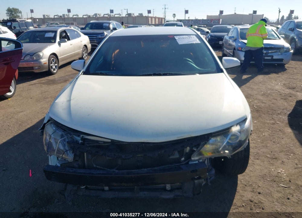 2013 TOYOTA CAMRY SE VIN: 4T1BF1FK1DU639956