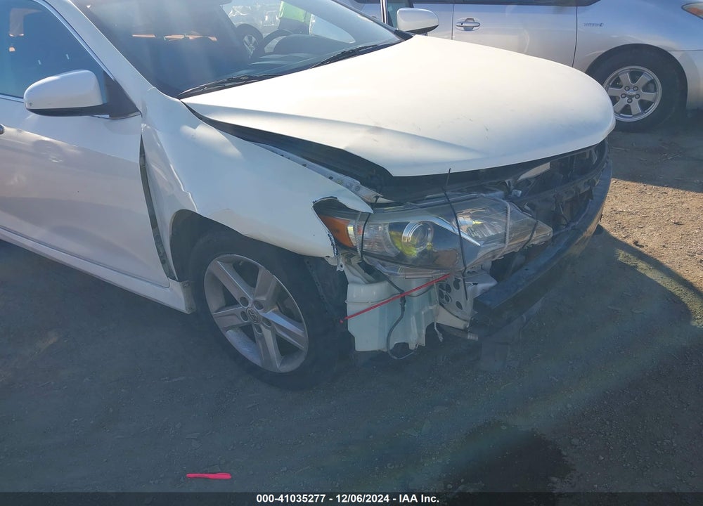 2013 TOYOTA CAMRY SE VIN: 4T1BF1FK1DU639956
