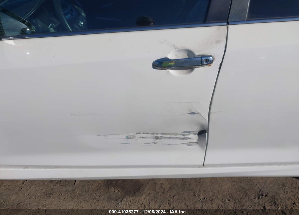 2013 TOYOTA CAMRY SE VIN: 4T1BF1FK1DU639956