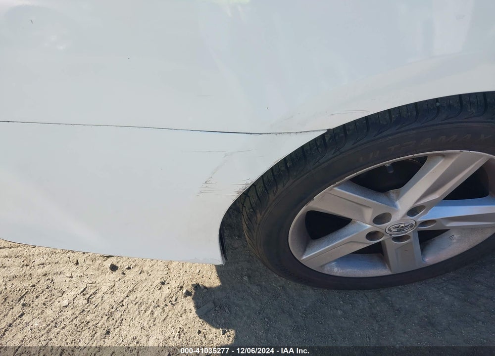 2013 TOYOTA CAMRY SE VIN: 4T1BF1FK1DU639956