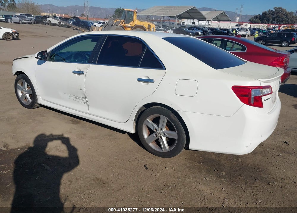 2013 TOYOTA CAMRY SE VIN: 4T1BF1FK1DU639956