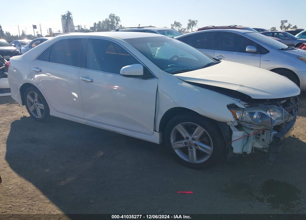 2013 TOYOTA CAMRY SE VIN: 4T1BF1FK1DU639956