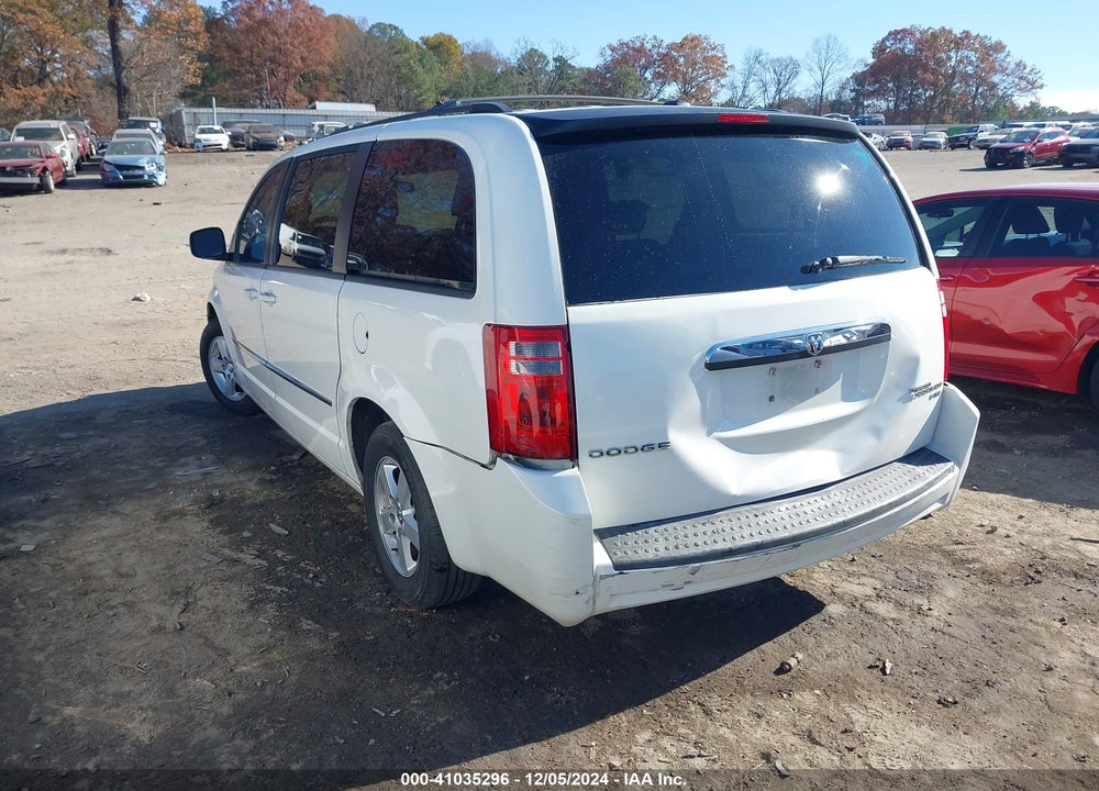 2010 DODGE GRAND CARAVAN SXT VIN: 2D4RN5D12AR496745