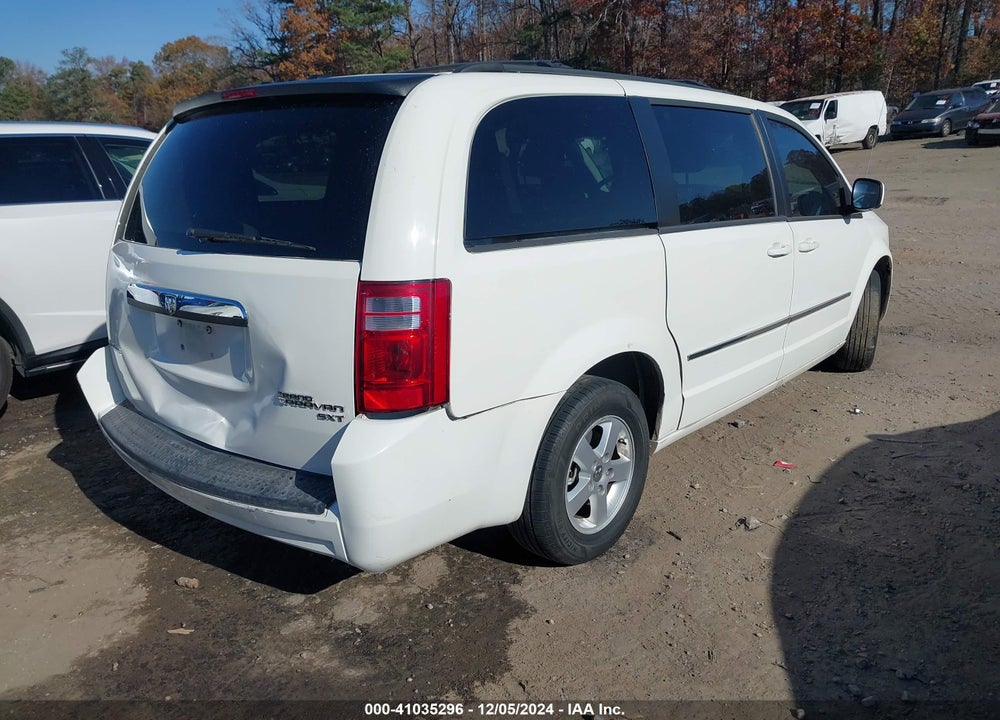 2010 DODGE GRAND CARAVAN SXT VIN: 2D4RN5D12AR496745