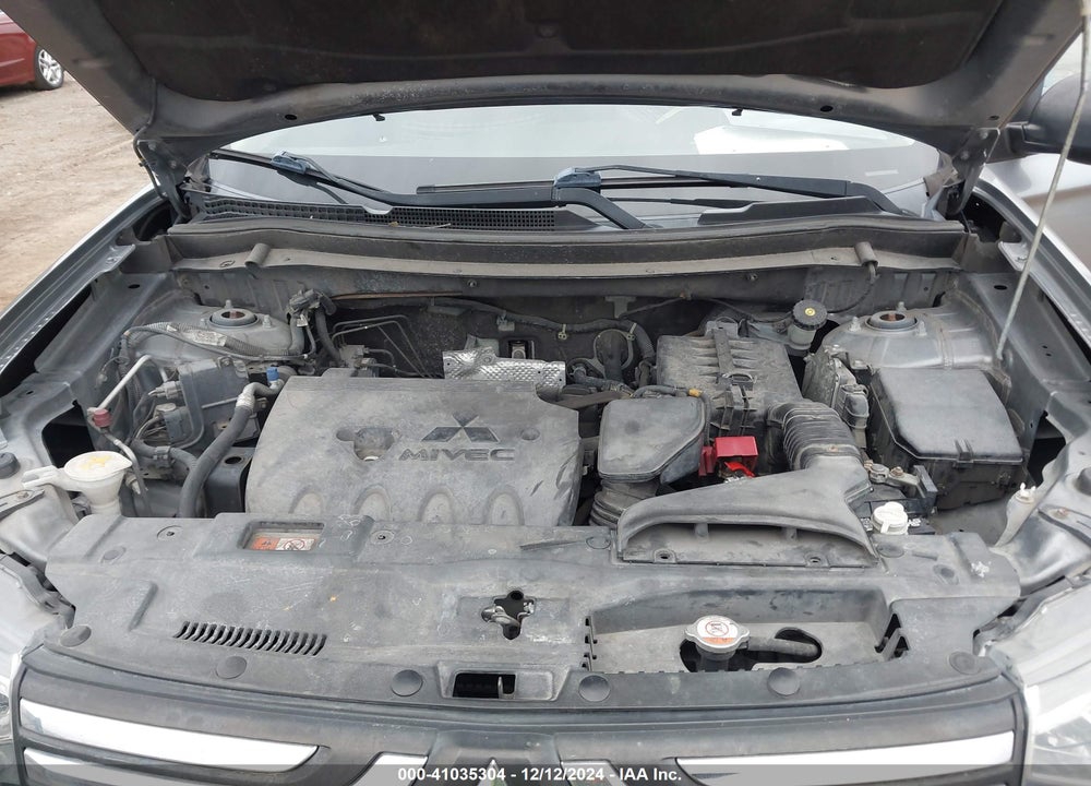 2014 MITSUBISHI OUTLANDER ES VIN: JA4AD2A3XEZ010447