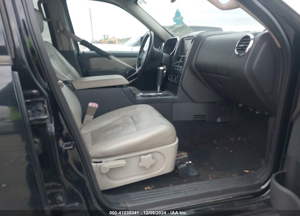 2008 FORD EXPLORER XLT VIN: 1FMEU73E68UB15342