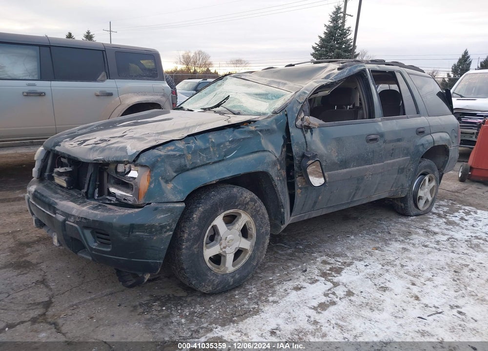 2005 CHEVROLET TRAILBLAZER LS VIN: 1GNDS13S852358562