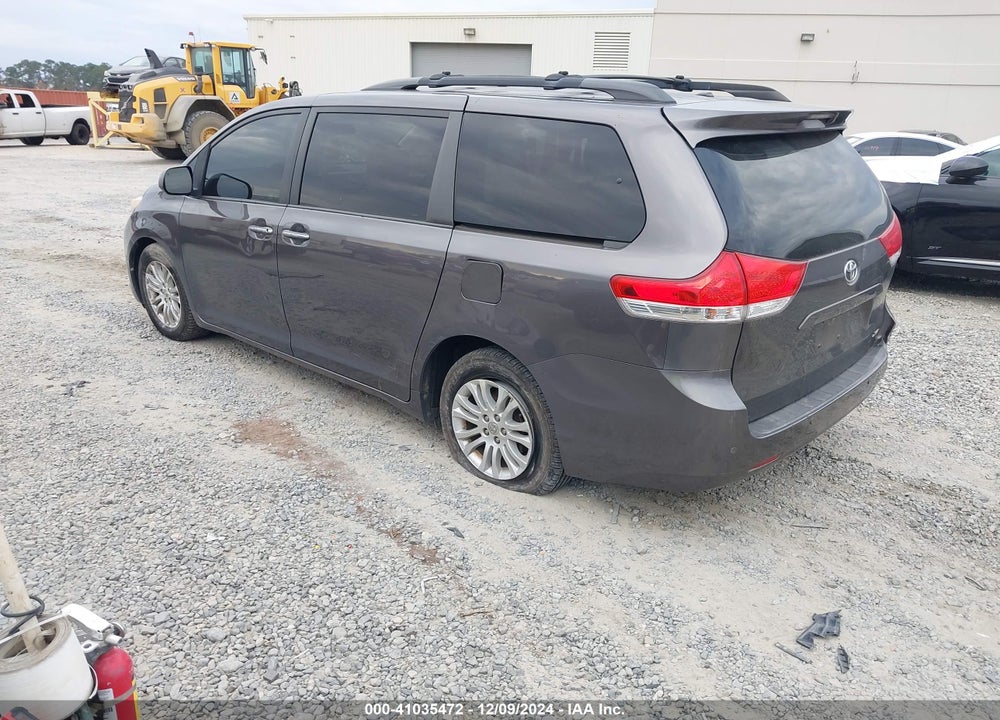 2012 TOYOTA SIENNA XLE LIMITED VIN: 5TDYK3DC8CS235329