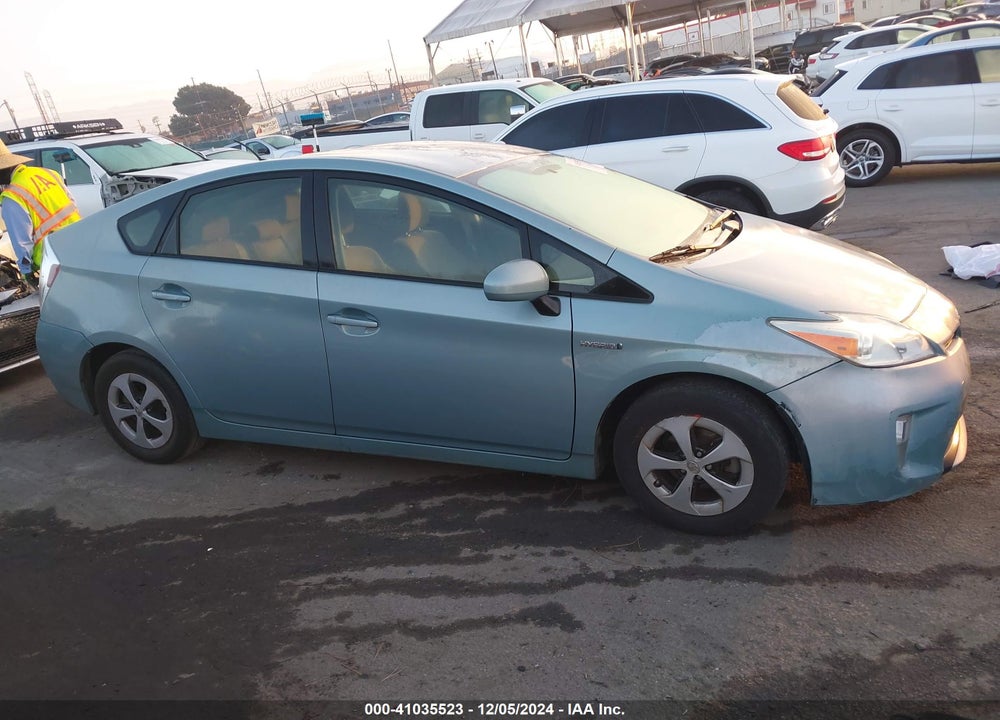 2015 TOYOTA PRIUS TWO VIN: JTDKN3DUXF1997102