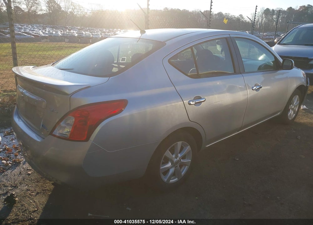 2013 NISSAN VERSA 1.6 SL VIN: 3N1CN7AP0DL822084