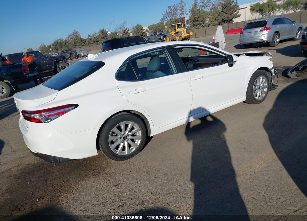 2020 TOYOTA CAMRY LE VIN: 4T1C11AK4LU986495