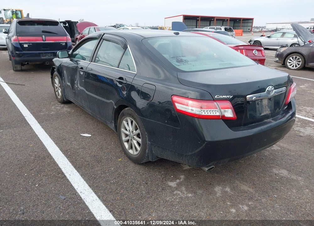 2011 TOYOTA CAMRY XLE V6 VIN: 4T1BK3EK0BU623737