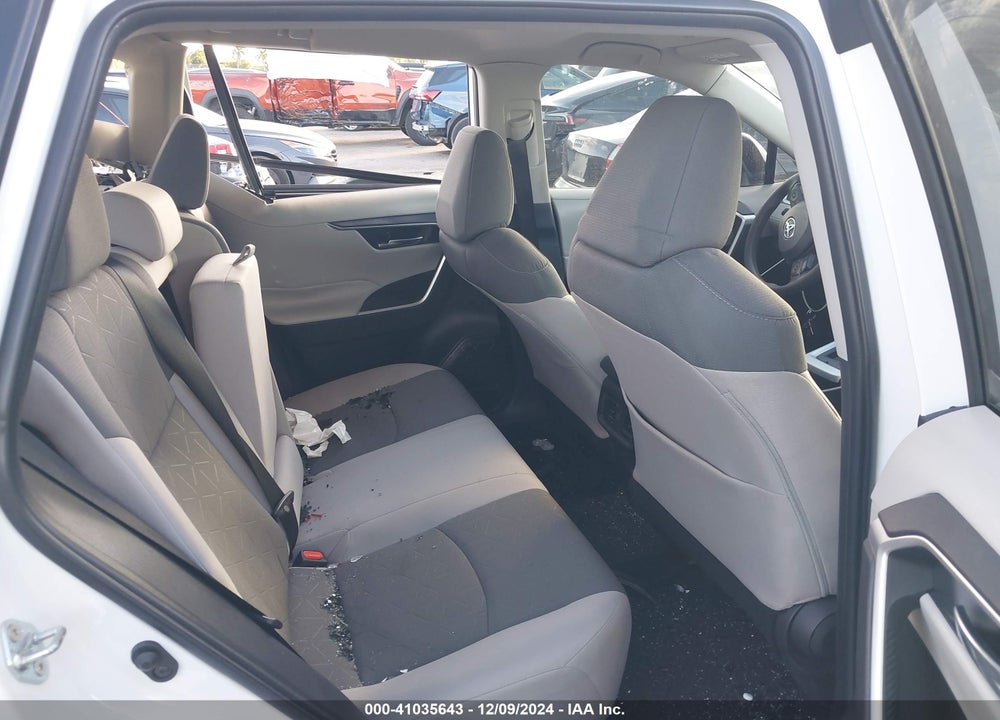 2023 TOYOTA RAV4 XLE VIN: 2T3W1RFVXPW250799