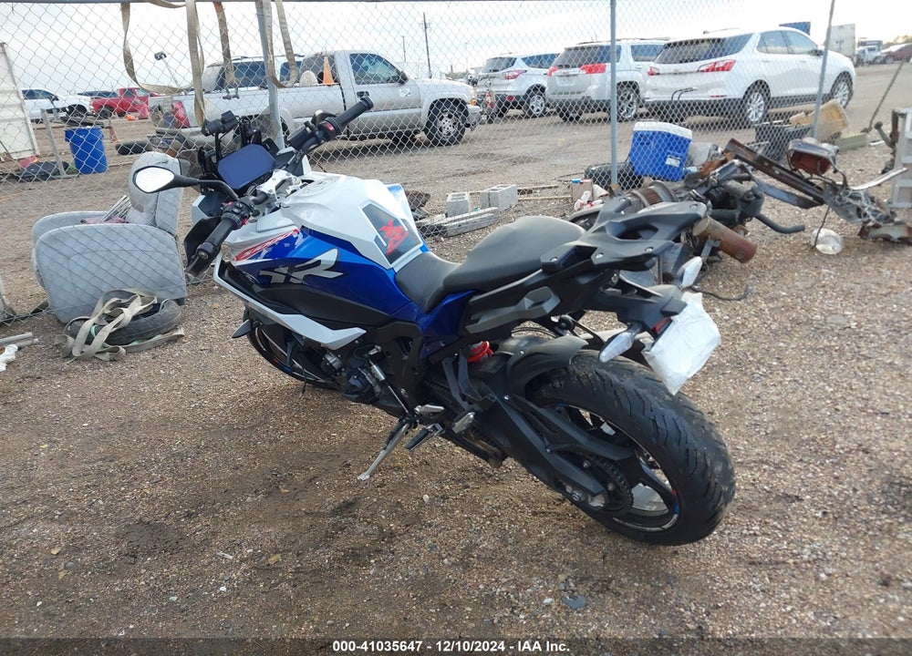 2021 BMW S 1000 XR VIN: WB10E4303M6E43637