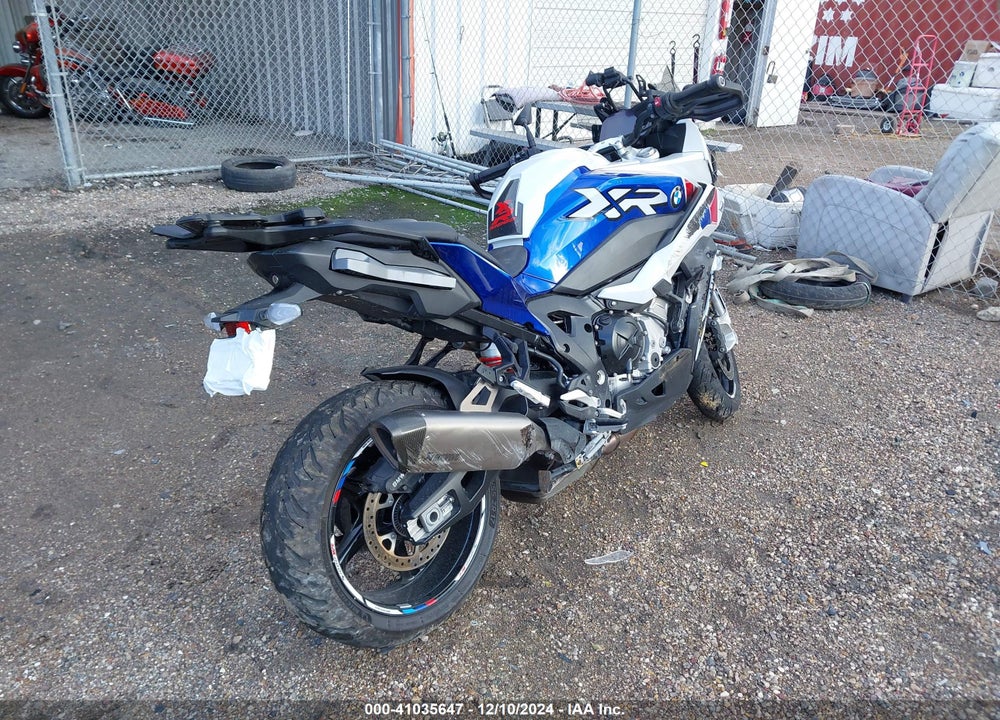 2021 BMW S 1000 XR VIN: WB10E4303M6E43637