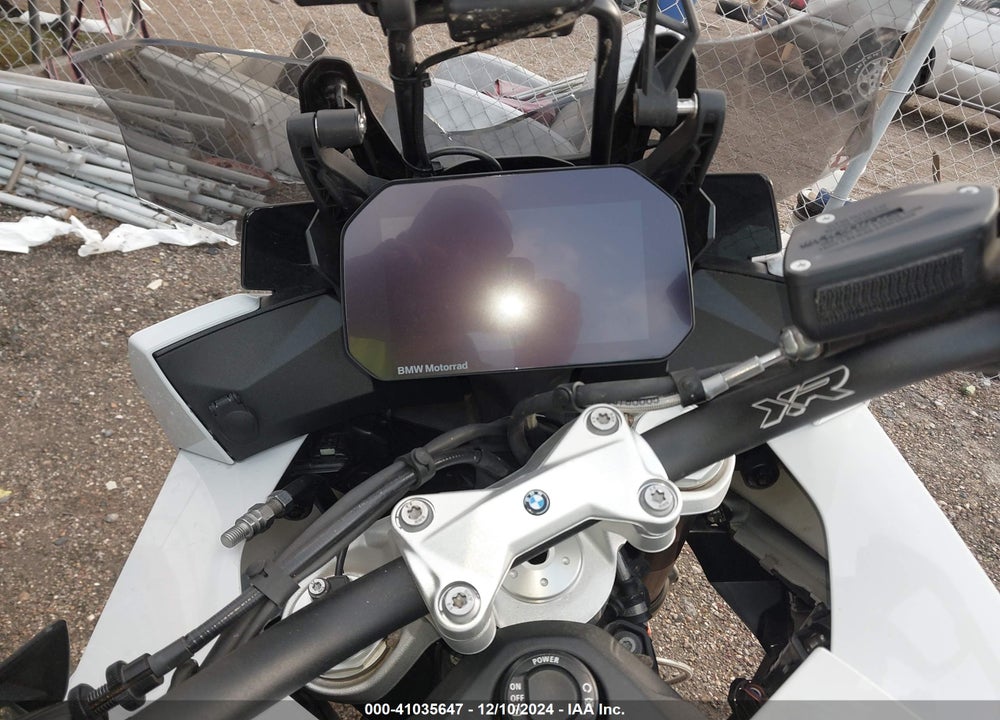 2021 BMW S 1000 XR VIN: WB10E4303M6E43637