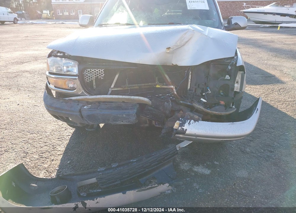 2004 GMC YUKON DENALI VIN: 1GKEK63U24J195010