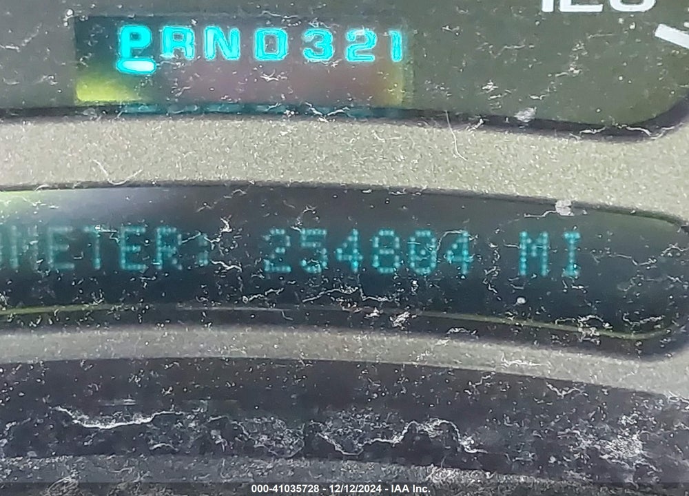 2004 GMC YUKON DENALI VIN: 1GKEK63U24J195010