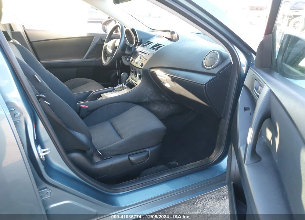2010 MAZDA 3 I SPORT VIN: JM1BL1SG0A1149424