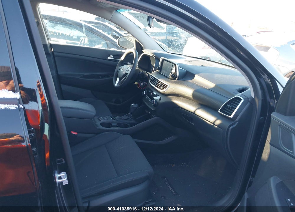 2019 HYUNDAI TUCSON SE VIN: KM8J2CA49KU059718
