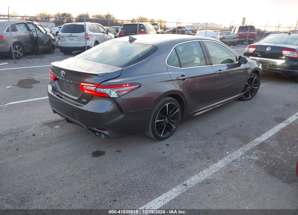 2019 TOYOTA CAMRY XSE VIN: 4T1B61HK4KU199306