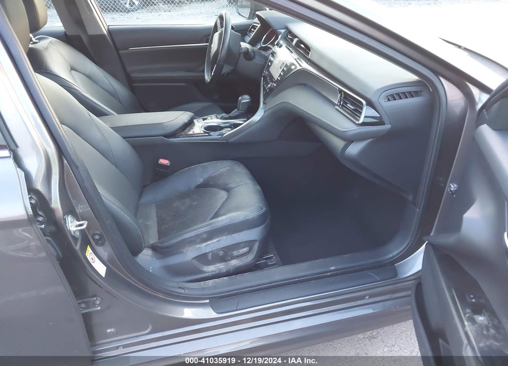 2019 TOYOTA CAMRY XSE VIN: 4T1B61HK4KU199306