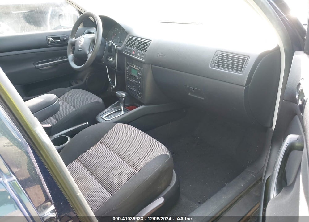 2003 VOLKSWAGEN GOLF GLS TDI VIN: 9BWGP61J434062587