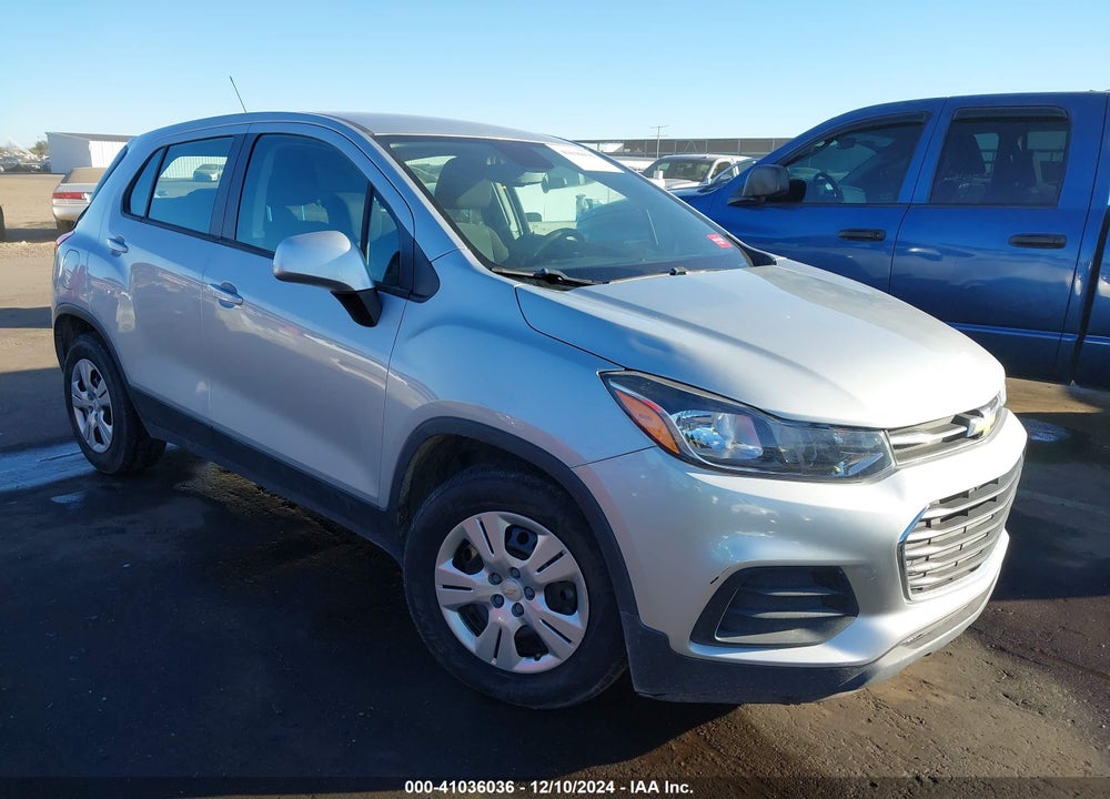 2018 CHEVROLET TRAX LS VIN: 3GNCJKSB9JL372548