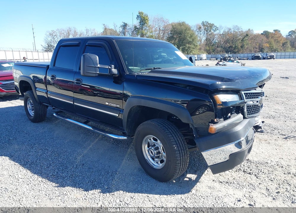 2007 CHEVROLET SILVERADO 2500HD CLASSIC LT1 VIN: 1GCHK23U27F152120