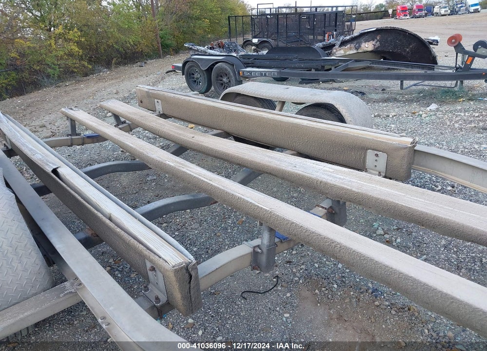 2012 MCCLAIN TRAILERS BOAT TRAILER VIN: 4LYBA2622CH002619
