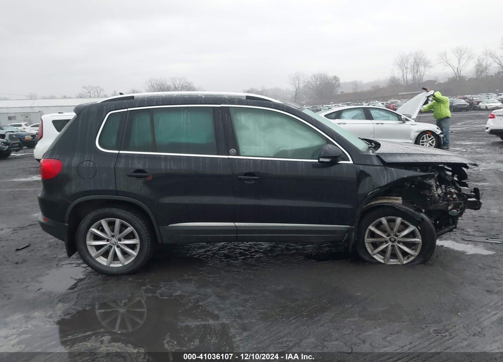 2017 VOLKSWAGEN TIGUAN 2.0T WOLFSBURG EDITION VIN: WVGSV7AX4HK022805