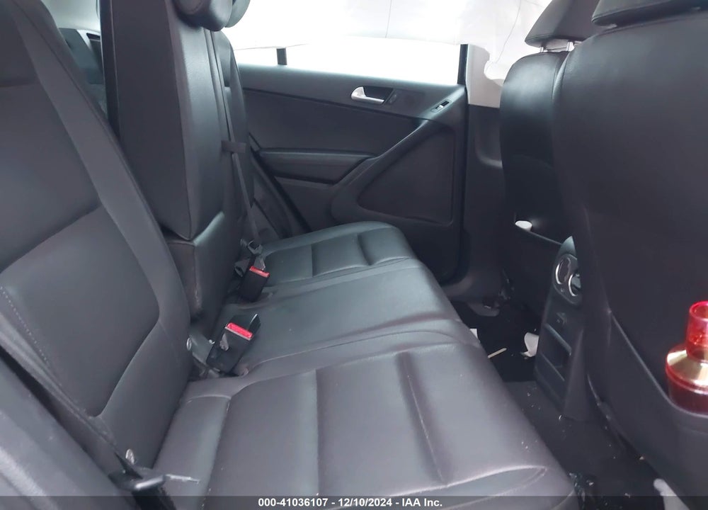 2017 VOLKSWAGEN TIGUAN 2.0T WOLFSBURG EDITION VIN: WVGSV7AX4HK022805