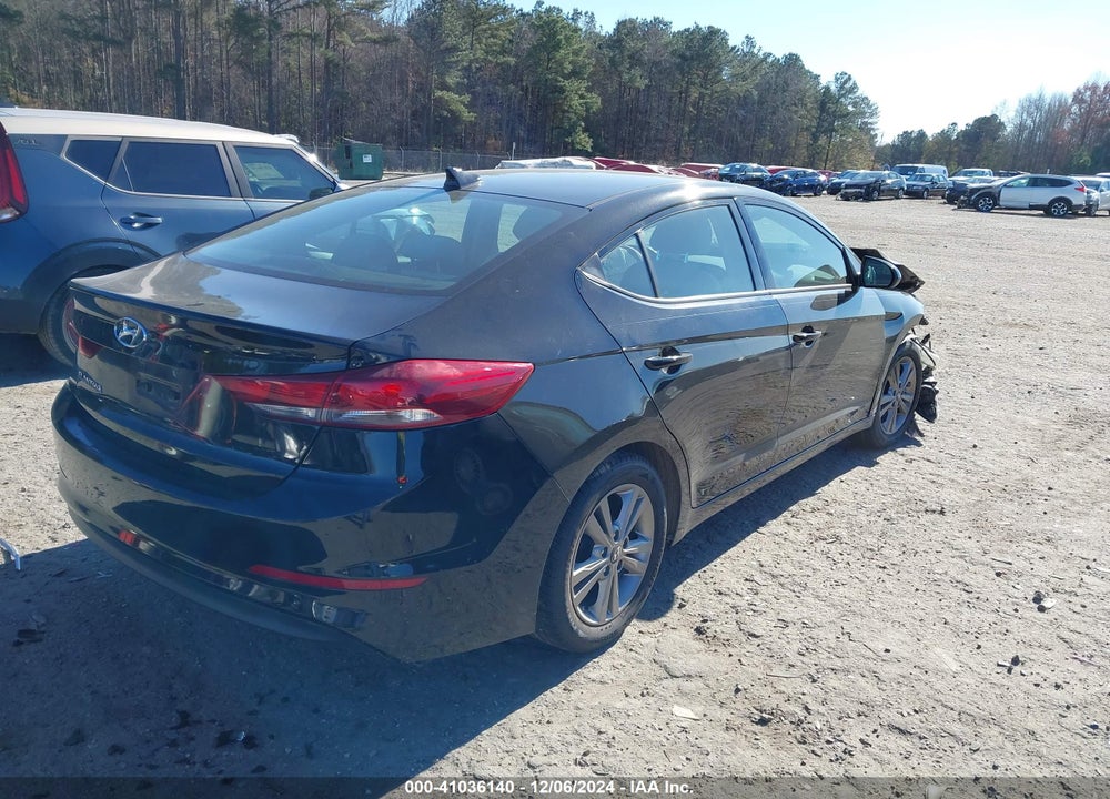 2017 HYUNDAI ELANTRA SE VIN: 5NPD84LF4HH042137