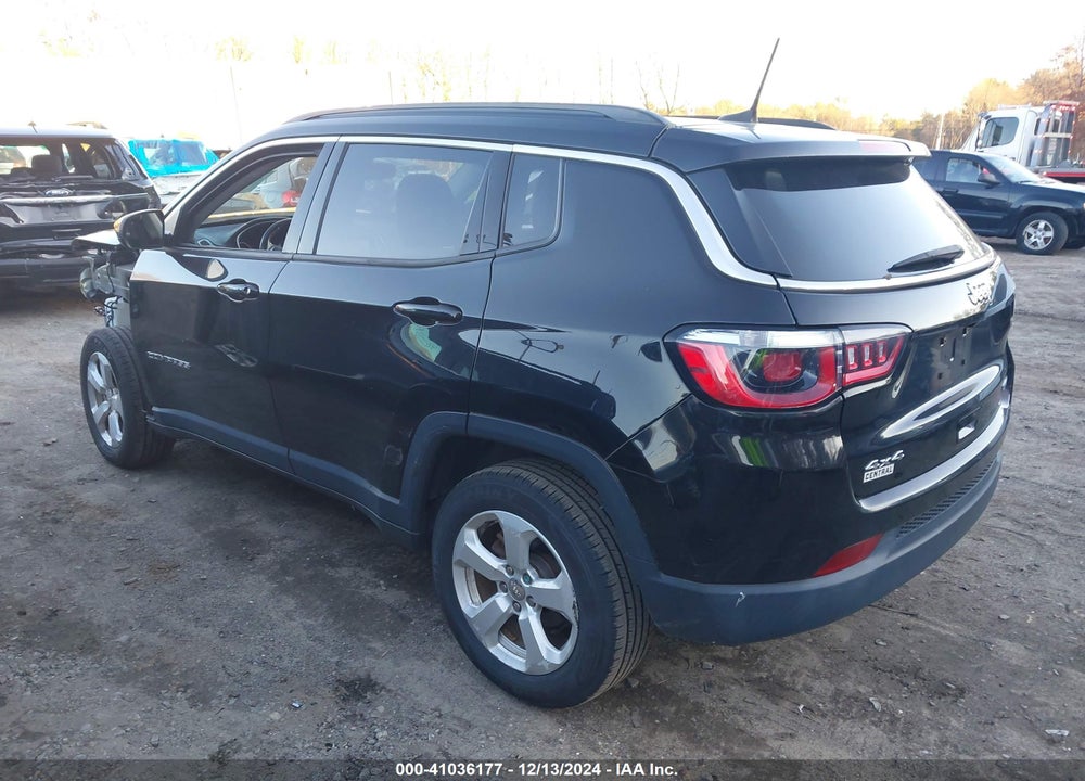 2019 JEEP COMPASS LATITUDE 4X4 VIN: 3C4NJDBBXKT724227