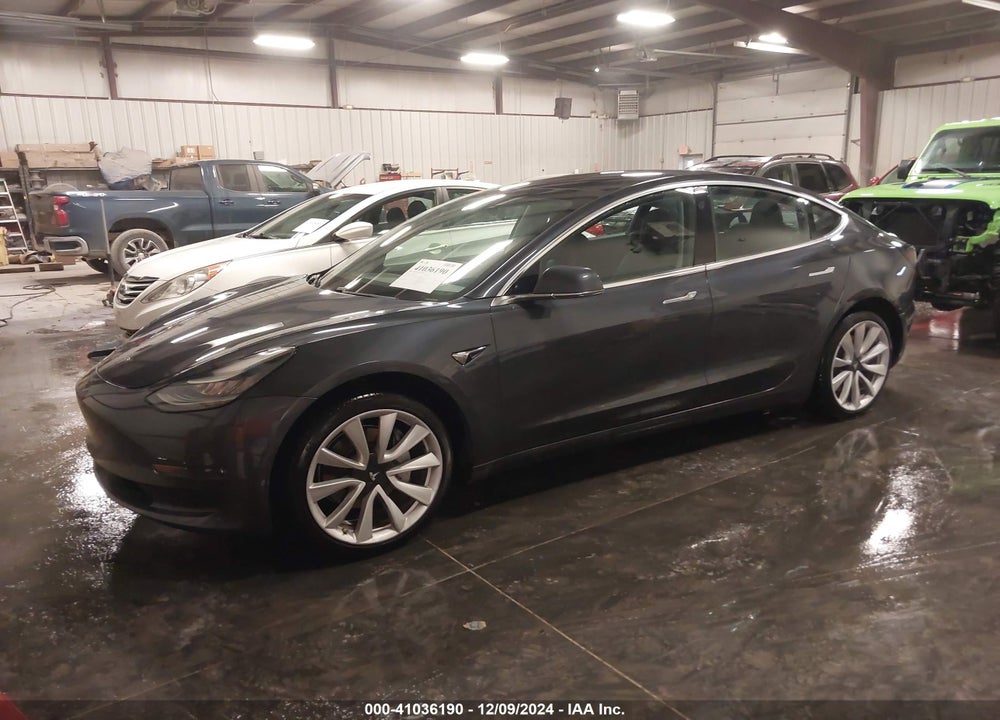 2018 TESLA MODEL 3 LONG RANGE/MID RANGE VIN: 5YJ3E1EA2JF052853